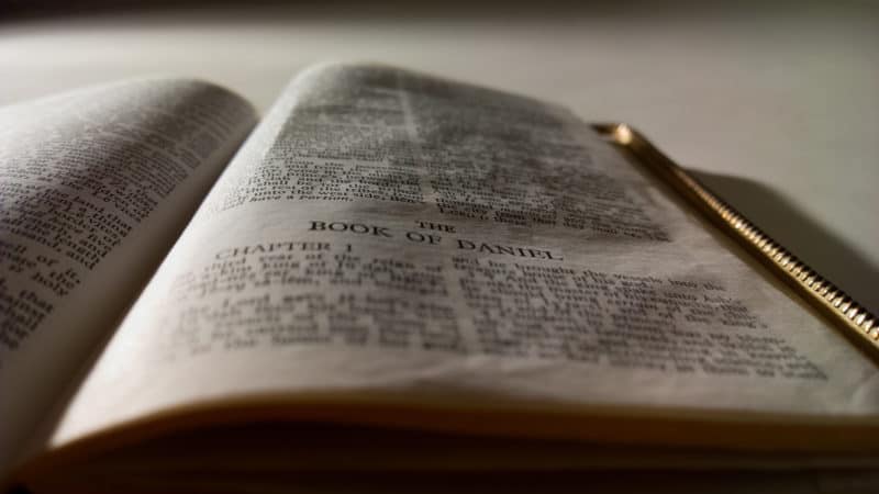 The title page of the Book of Daniel, in the Holy Bible.